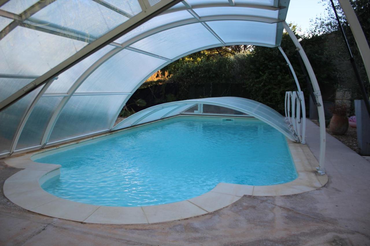 Philippe & Marie, A Louer Petite Chambre Chez L'Habitant Avec Terrasse Dans Villa, Au Pied Du Luberon Cucuron Luaran gambar
